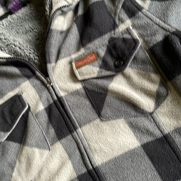 Canyon Creek Woman's Sherpa Plaid Flannel Zip Up Shacket - Picture 6 of 13